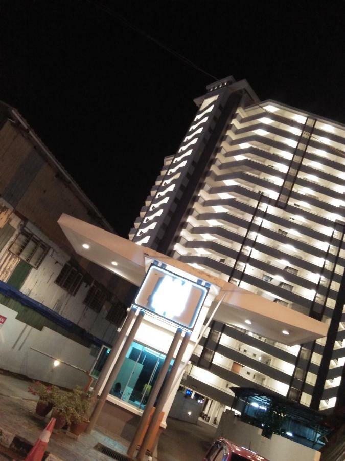 Spice Arena 3Bed Bayan Lepas Exterior photo